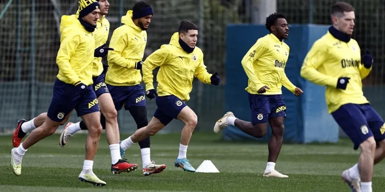 Fenerbahçe’de Nordsjaelland maçı hazırlıkları başladı