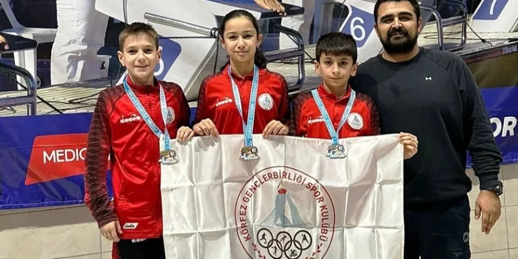 Körfezli sporcular Samsun’da kulaç attı