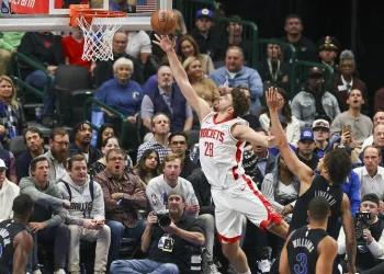 NBA’de Alperen Şengün’den Dallas potasına 31 sayı