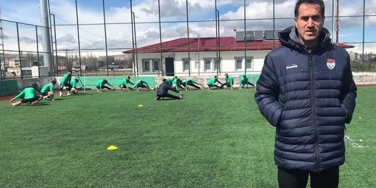 Kars 36 Spor Orhan Tetik ile yollarını ayırdı