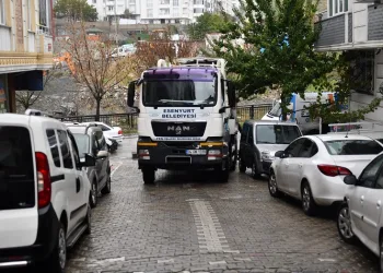 Esenyurt Belediyesinden su baskınlarına anında müdahale