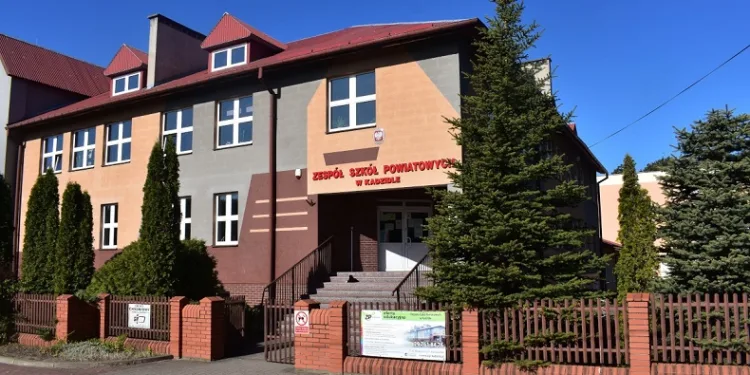 Polonya’da lisede bıçaklı saldırı