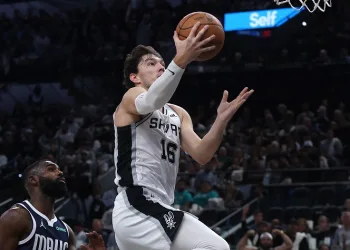 NBA’de Cedi Osman’ın 13 sayı attığı maçta San Antonio Spurs deplasmanda kazandı