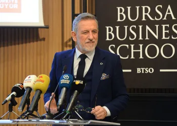 “Ekonominin aktörleri Bursa Business School’da yetişecek”