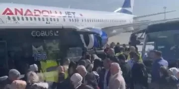 Yolcu uçağı ‘bomba’ muhabbeti nedeniyle rötar yaptı