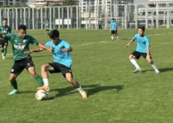 Bursaspor, U19 takımına mağlup oldu