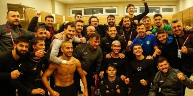 Nilüfer Belediyespor durdurulamıyor