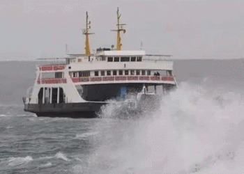 Erdek ve Adalar feribot seferleri iptal edildi