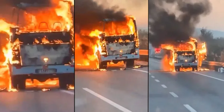 Mevsimlik işçi taşıyan servis alev alev yandı
