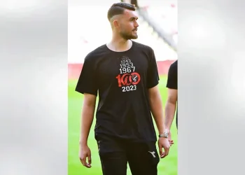 Elazığspor’un 100. yıl tişörtlerine büyük ilgi