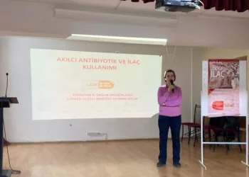 Eskişehir’de öğrencilere akıllı ilaç eğitimi verildi