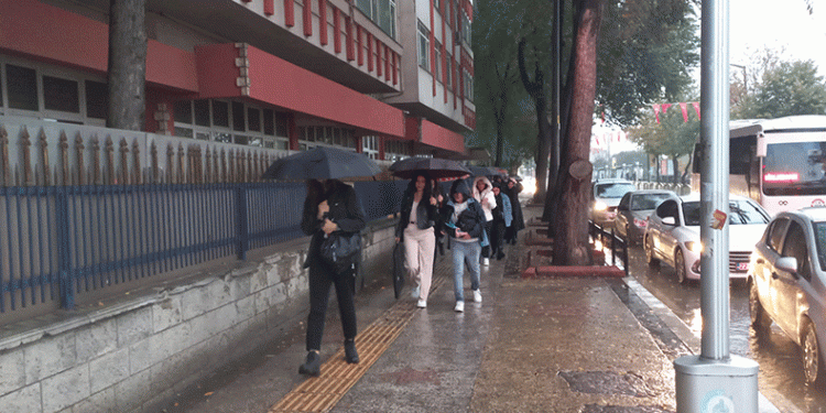 Edirne’de yağış sevindirdi