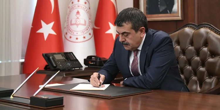 Bakan Tekin’den öğretmenlere mektup