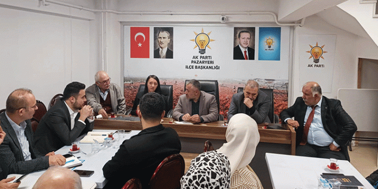 AK Parti’den ilçe teşkilat ziyareti