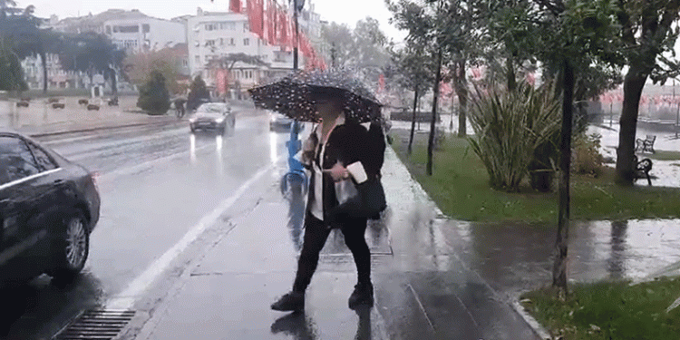 Tekirdağ’da sağanak yağış