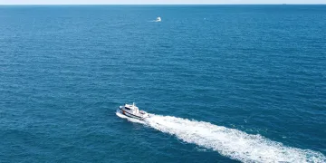 Akdeniz’de fırtına sonrası tekneler açıldı