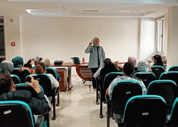 İşaret dili eğitimi verildi