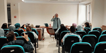 İşaret dili eğitimi verildi
