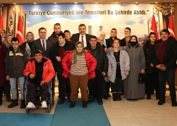 Vali Çiftçi’ye özel konuklar