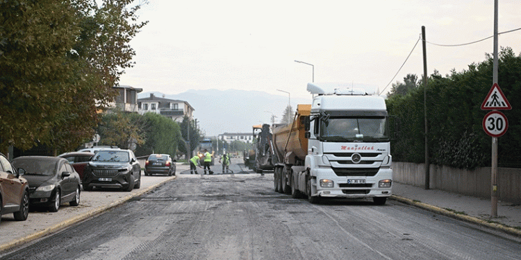 Kartepe’ye 1950 ton asfalt