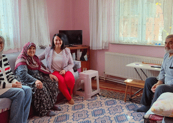 Başkan Tekin, halkın yanında