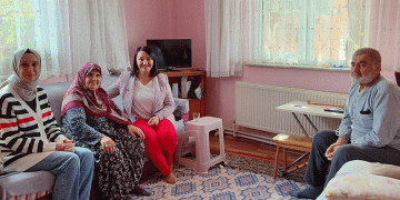 Başkan Tekin, halkın yanında