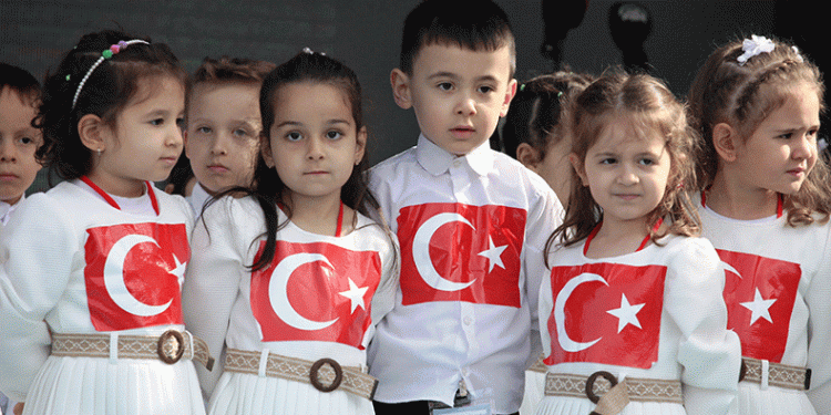 Konyalı çocuklardan Filistin’e destek