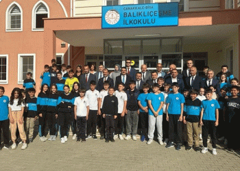 Vali Aktaş, okullarda incelemede bulundu