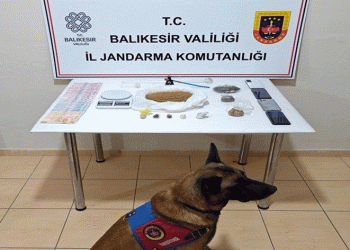 Uyuşturucu baskınında 2 kişi yakalandı