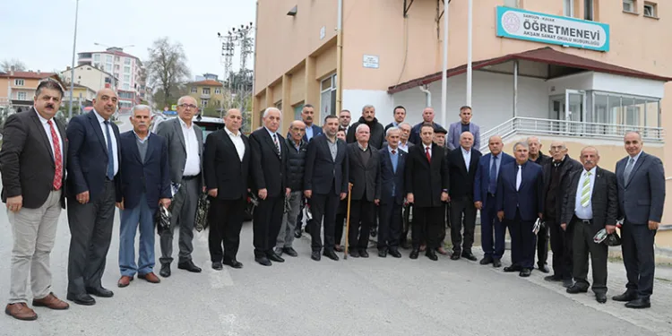 Başkan Sarıcaoğlu’ndan öğretmenlere vefa