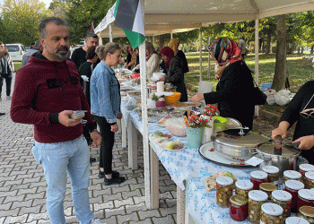Kadın Kolları’ndan Filistin’e yardım etkinliği