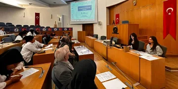 Çalışanlara iş güvenliği eğitimi
