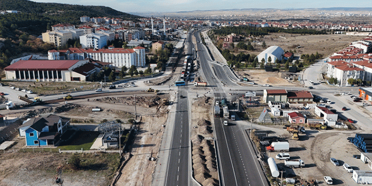 Kütahya’da kavşaklara asfalt desteği