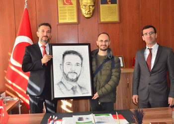 Uğurelli’yi duygulandıran hediye