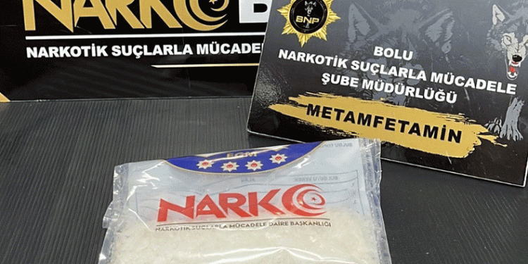Üst aramasında metamfetamin çıktı