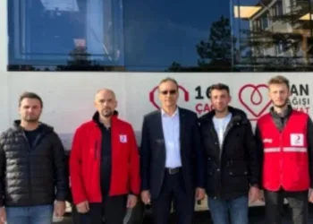 Emet’te Kızılay’a 60 ünite kan bağışı