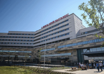 Bursa’da doktora uygulanan şiddete kınama