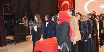 Varto’da Öğretmenler Günü kutlandı
