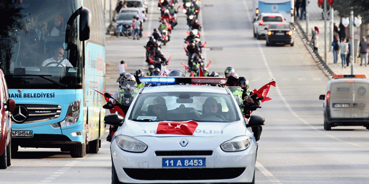Motorcular Söğüt’te bir araya geldi