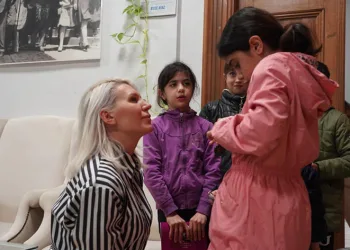 Miniklerin hediyesi, Subaşı’yı çok mutlu etti