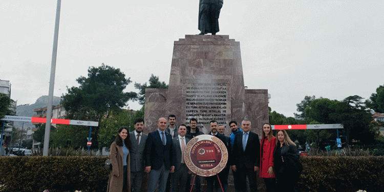 ‘Diş Hekimleri Günü’ kutlandı
