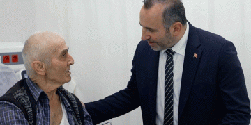 Tutuk, Yılmaz dedeye nefes verdi
