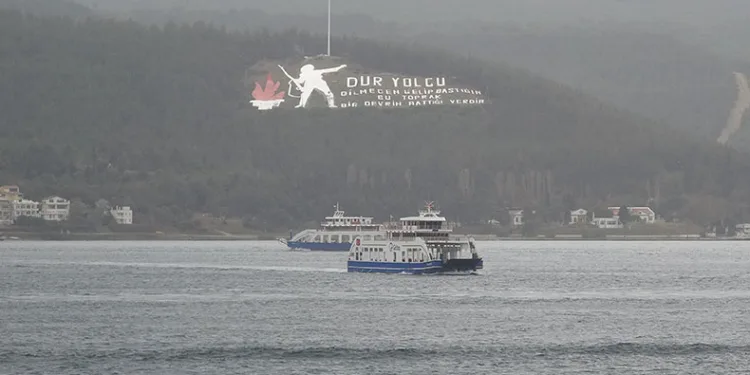 Çanakkale’de feribot seferleri iptal edildi