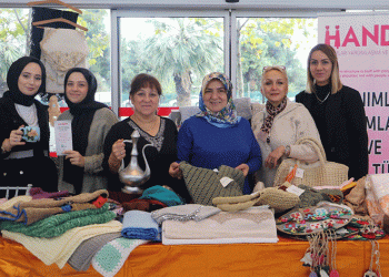 Hastaneden ihtiyaç sahiplerine hayır etkinliği