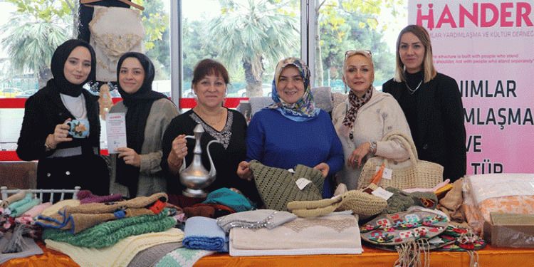 Hastaneden ihtiyaç sahiplerine hayır etkinliği