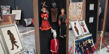 Çocuklar Karagöz oyunuyla tanıştı