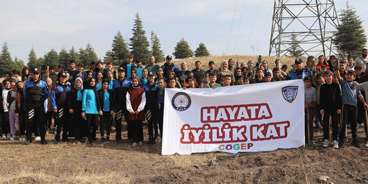 Elazığ polisi ”Hayata İyilik Katıyor’’