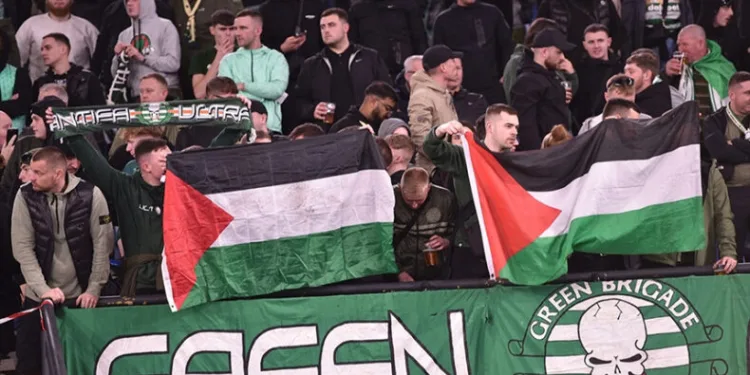 Celtic taraftarının Gazze desteği sürüyor