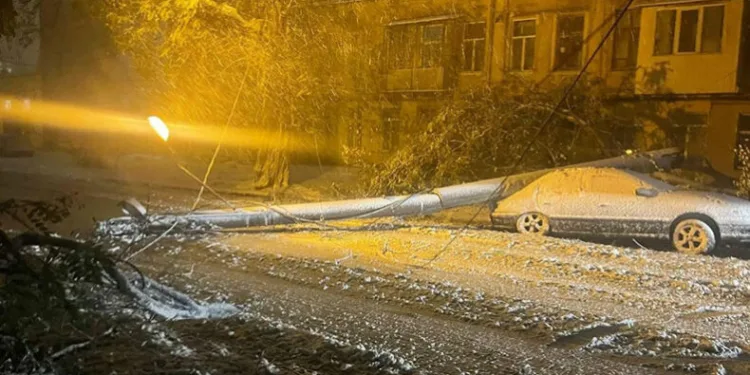 Ukrayna’da kar fırtınası: 10 ölü