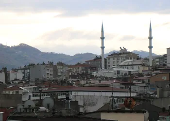 Cami hoparlörlerinden fırtına anonsu